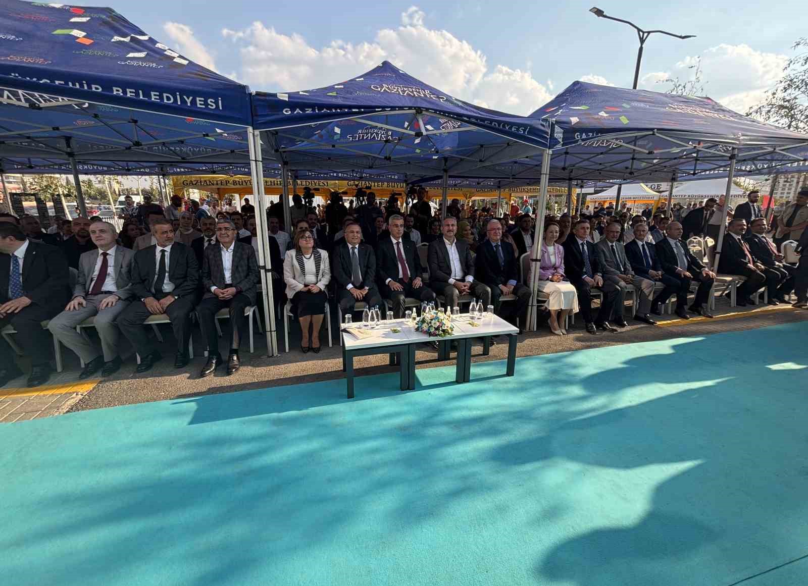 Bakan Memişoğlu: "Türkiye, sağlık sanayisinde hızlı bir yükseliş yaşayacak"