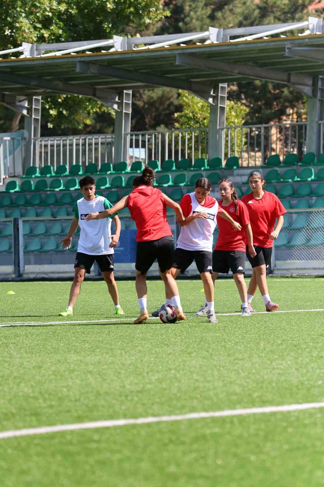 Kayseri Kadın FK sezona evinde başlıyor