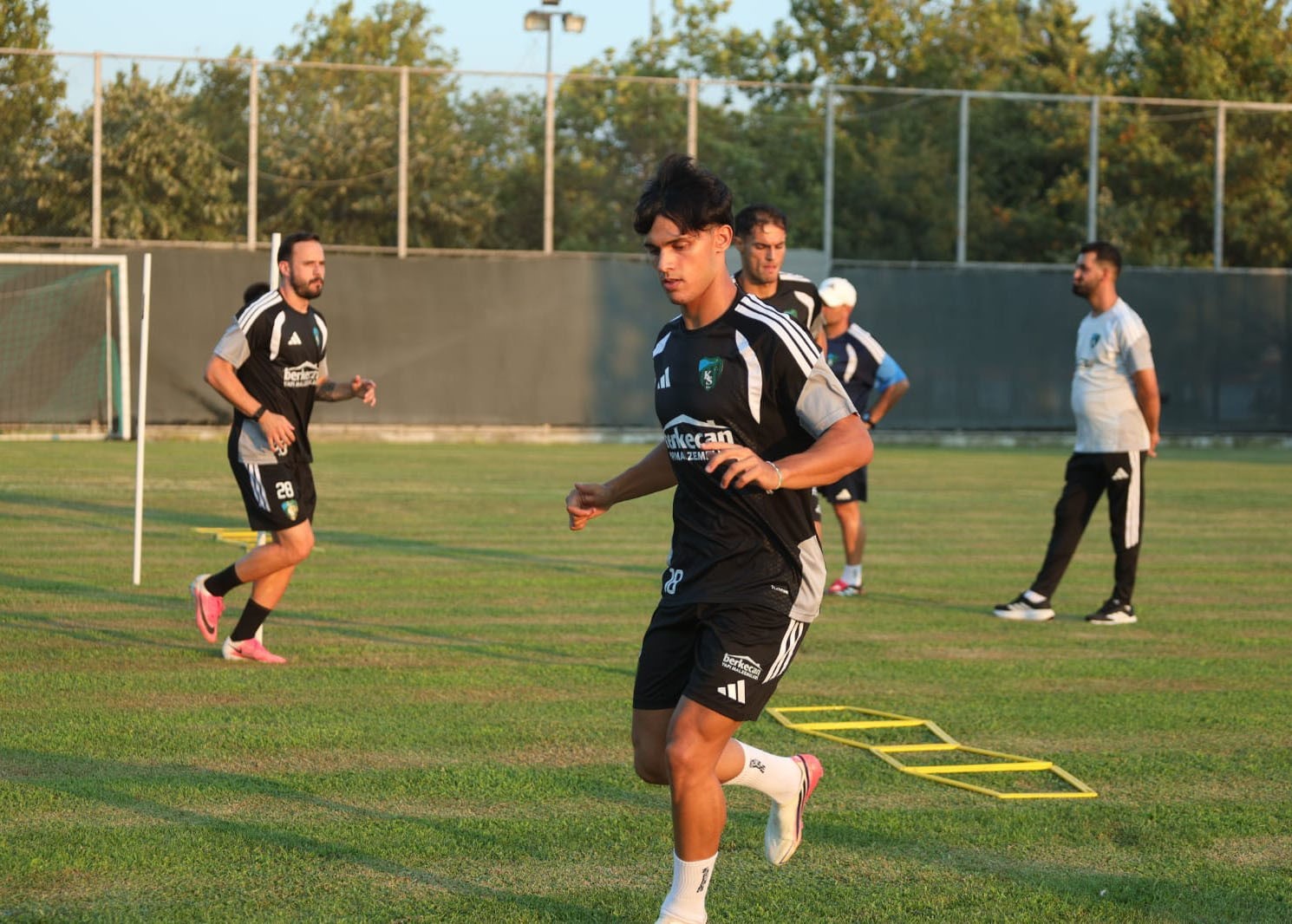 Kocaelispor’da Amed Sportif Faaliyetler maçı hazırlıkları sürüyor