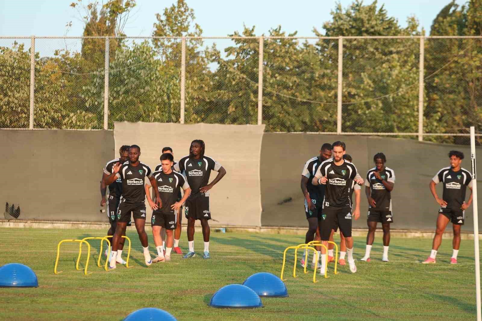 Kocaelispor’da Amed Sportif Faaliyetler maçı hazırlıkları sürüyor