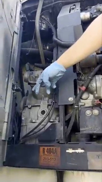 Sınır kapısında incir yüklü tırda 45 adet silah ele geçirildi