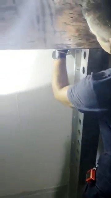 Sınır kapısında incir yüklü tırda 45 adet silah ele geçirildi
