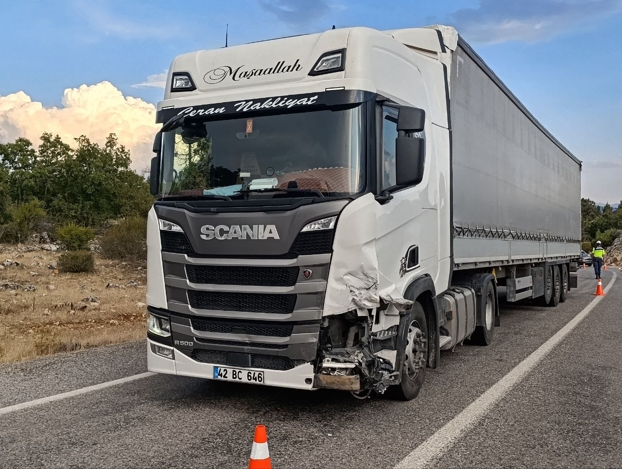 Konya’da tırla otomobil çarpıştı: 1 ölü, 3 yaralı