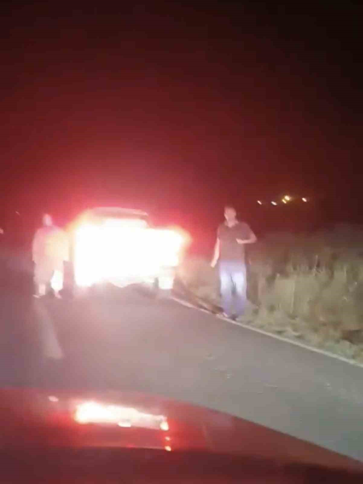 Araçlarıyla seyir halindeki aileye silahlı saldırıda bulunan zanlılar tutuklandı