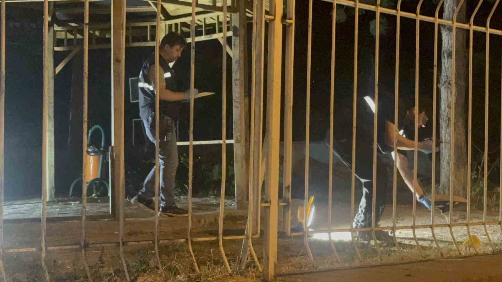 Hırka verme meselesi tartışmaya döndü: Arkadaşını 3 yerinden bıçakladı
