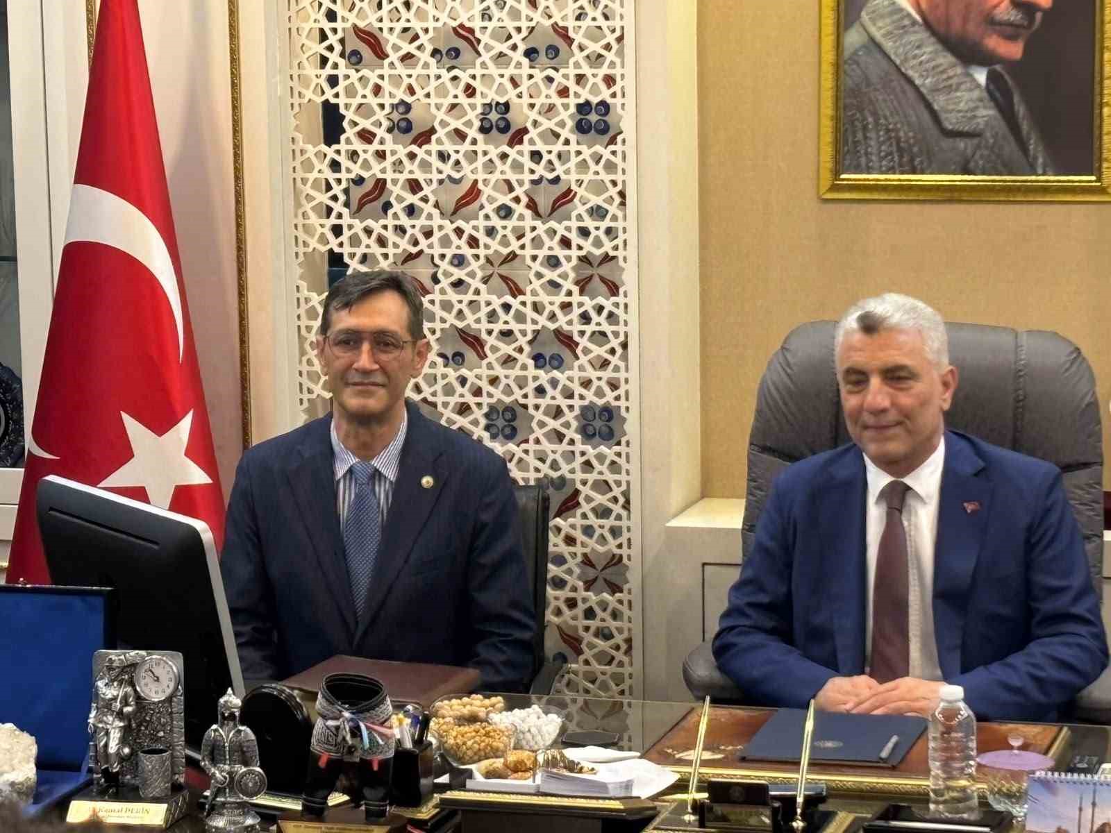 Bakan Bolat: "Türkiye, bölgesel bir aktör olmanın ötesine geçerek küresel ölçekte söz sahibi bir ülke konumuna yükseldi"