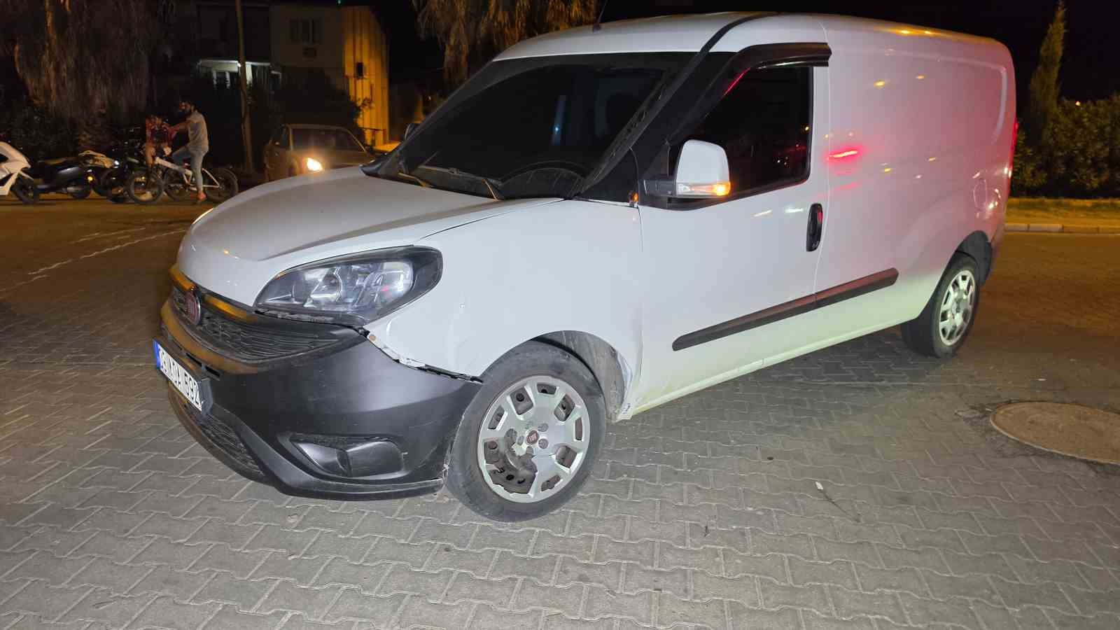 Nazilli’de zincirleme kaza; 4 aracın karıştığı kazada 2 kişi yaralandı