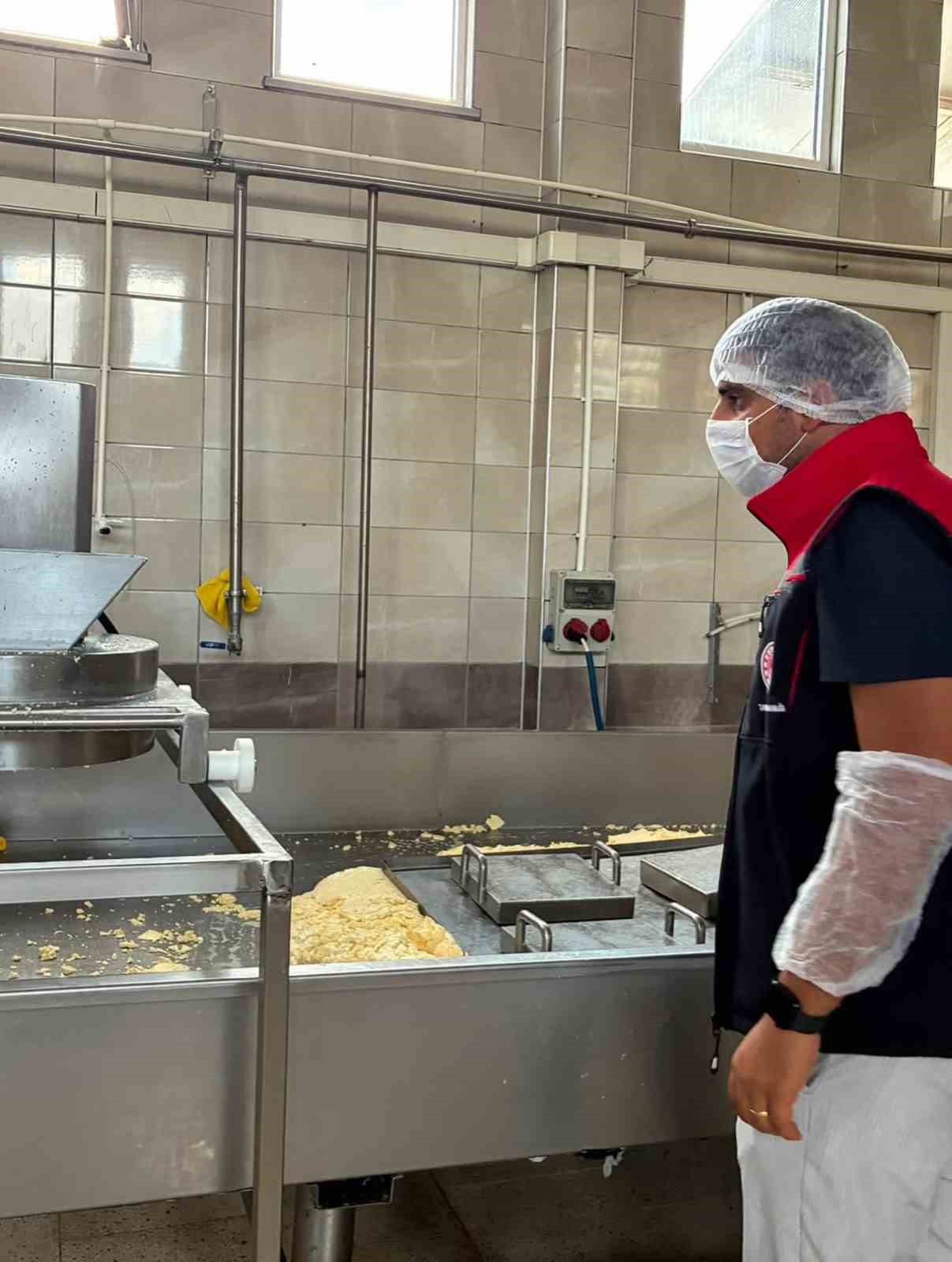 Kars’ta gıda denetimleri aralıksız sürüyor