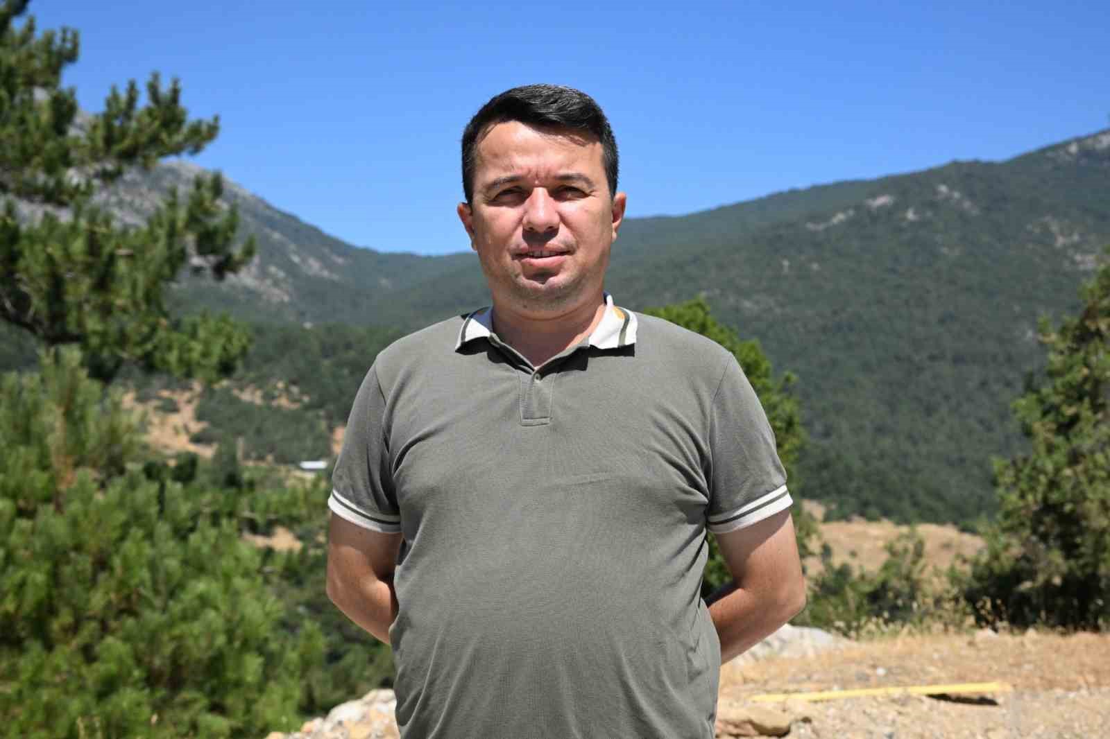 Ayvacık Mahallesi yolunda 6 kilometrelik asfalt çalışması