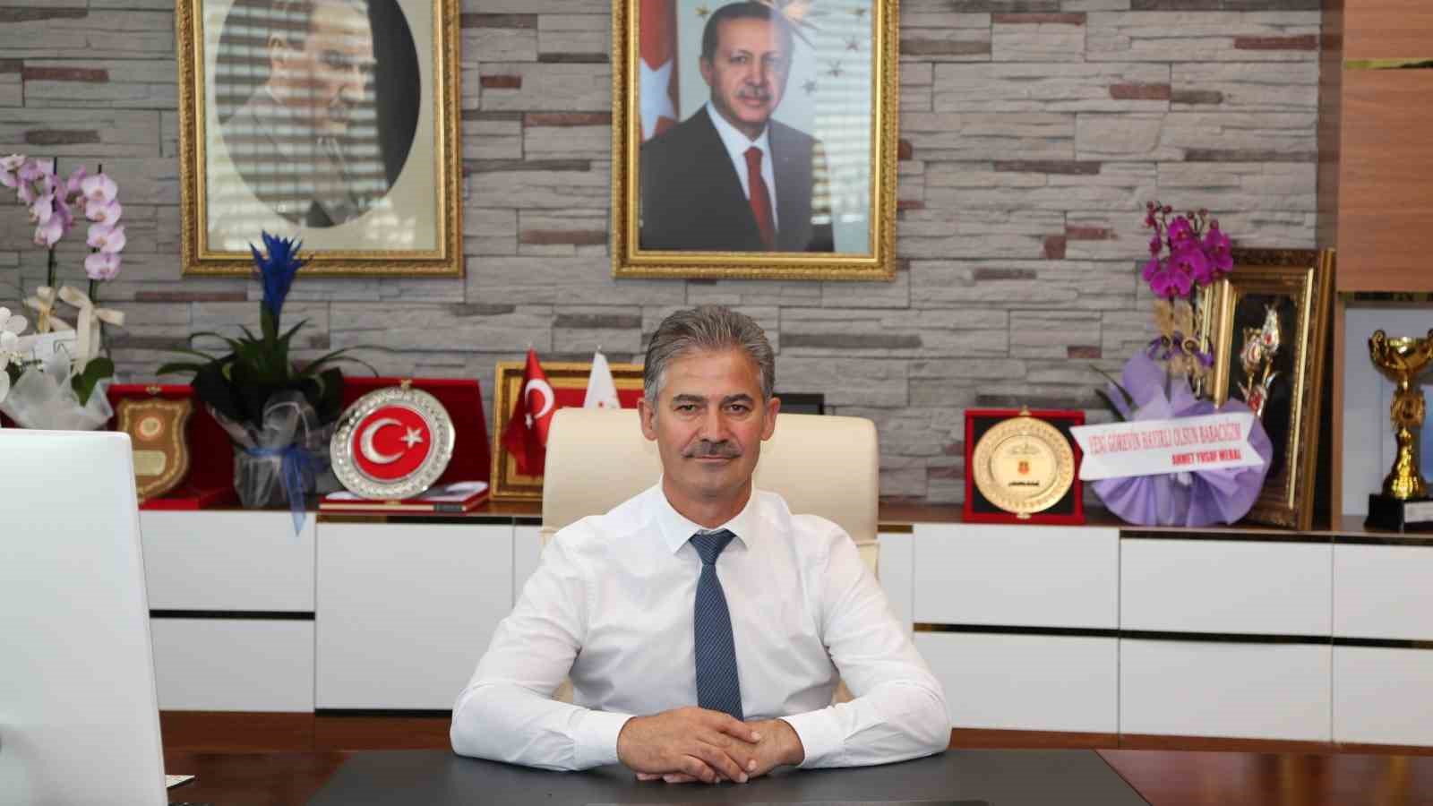 Erzurum Sağlık Müdürlüğü’nde bayrak değişimi: Bedir görevi Meral’e devretti