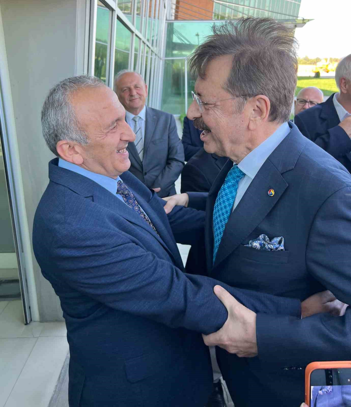 Başkan Yılmaz, Hisarcıklıoğlu’nun Balıkesir programına katıldı