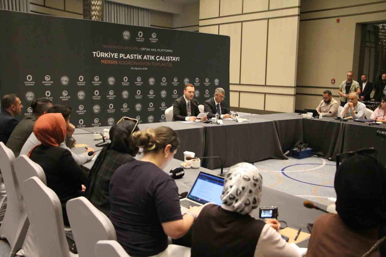 Vali Toros: "Çevremizi korumak adına her türlü tedbiri almaya kararlılıkla devam edeceğiz"