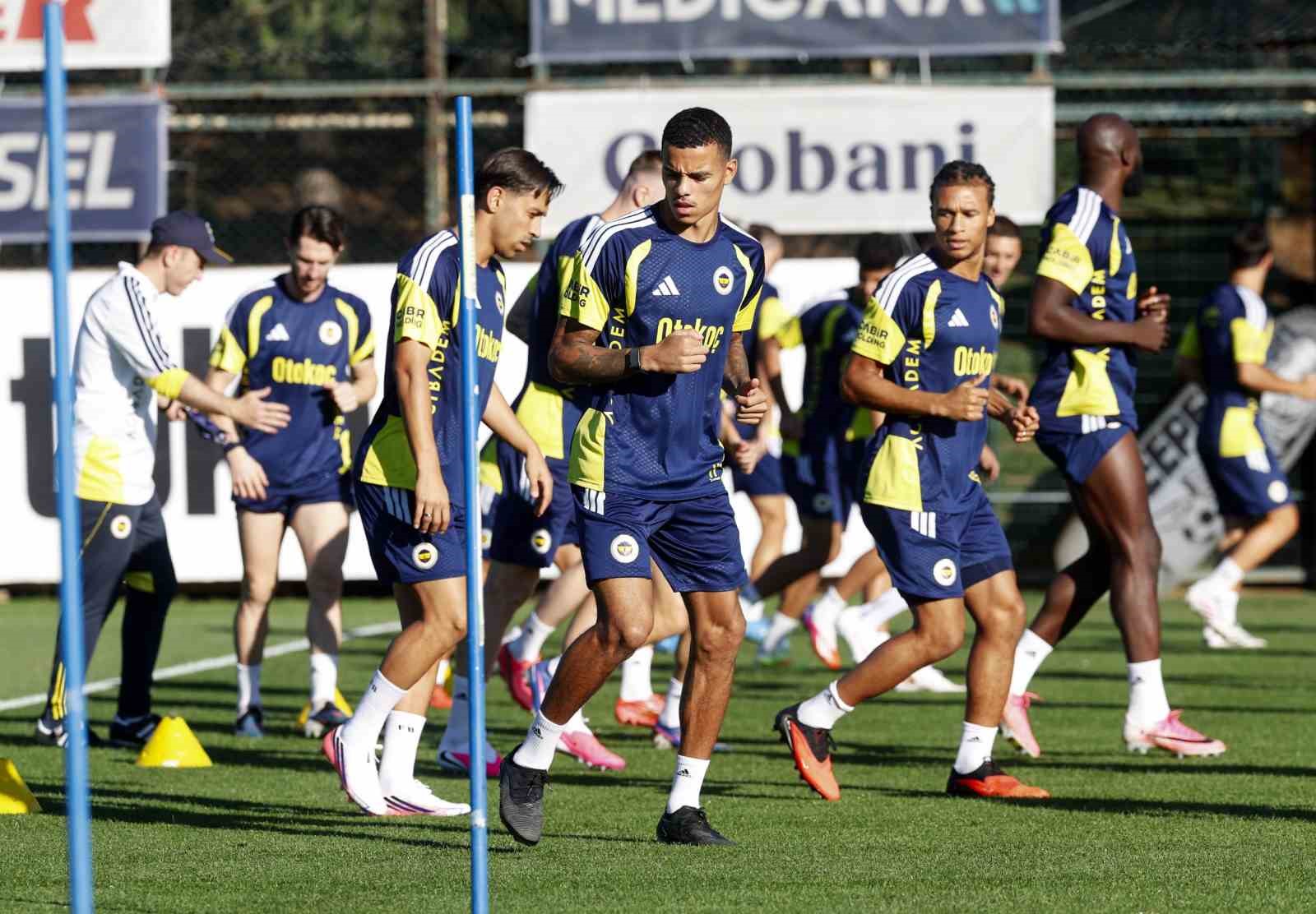Fenerbahçe, Konyaspor maçı hazırlıklarını sürdürdü