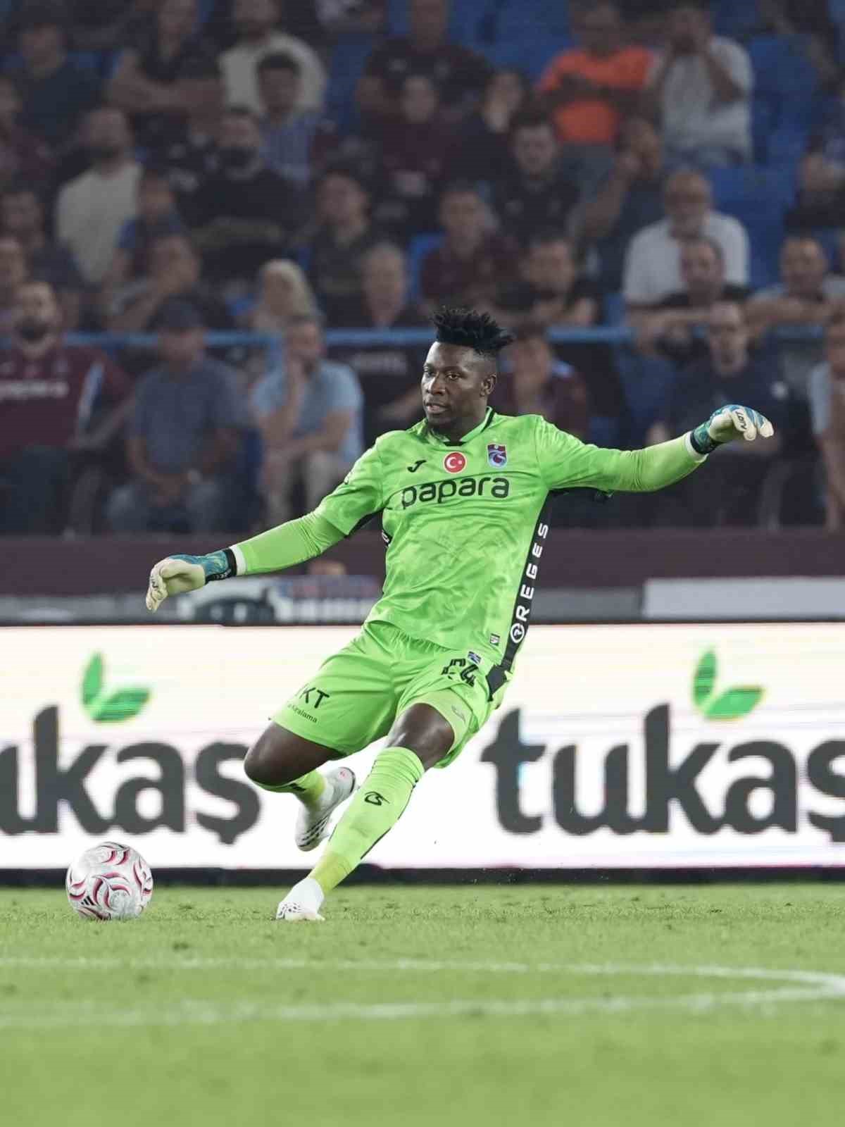 UEFA Avrupa Ligi: Trabzonspor: 0 - Ferencvaros: 1 (İlk yarı)