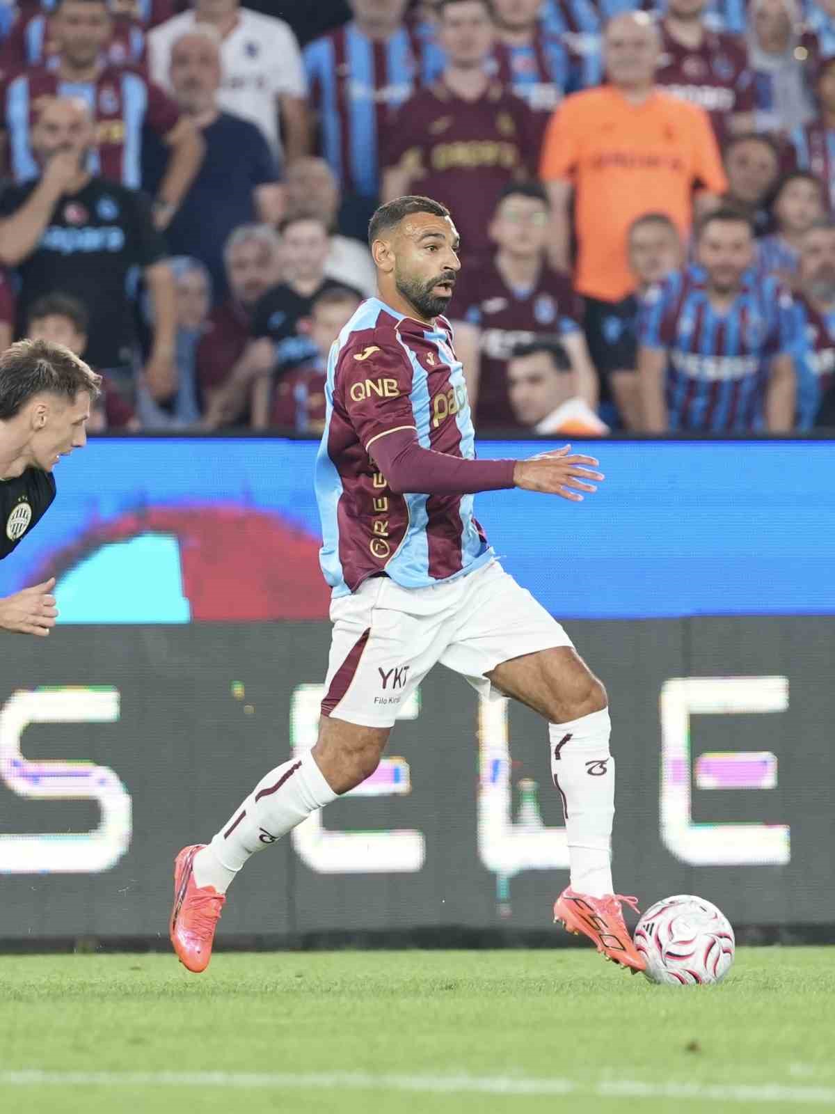 UEFA Avrupa Ligi: Trabzonspor: 0 - Ferencvaros: 1 (İlk yarı)