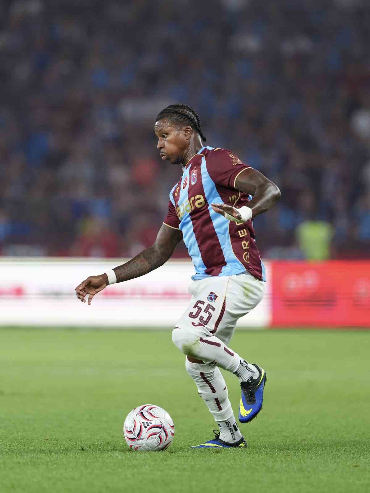 UEFA Avrupa Ligi: Trabzonspor: 0 - Ferencvaros: 1 (İlk yarı)