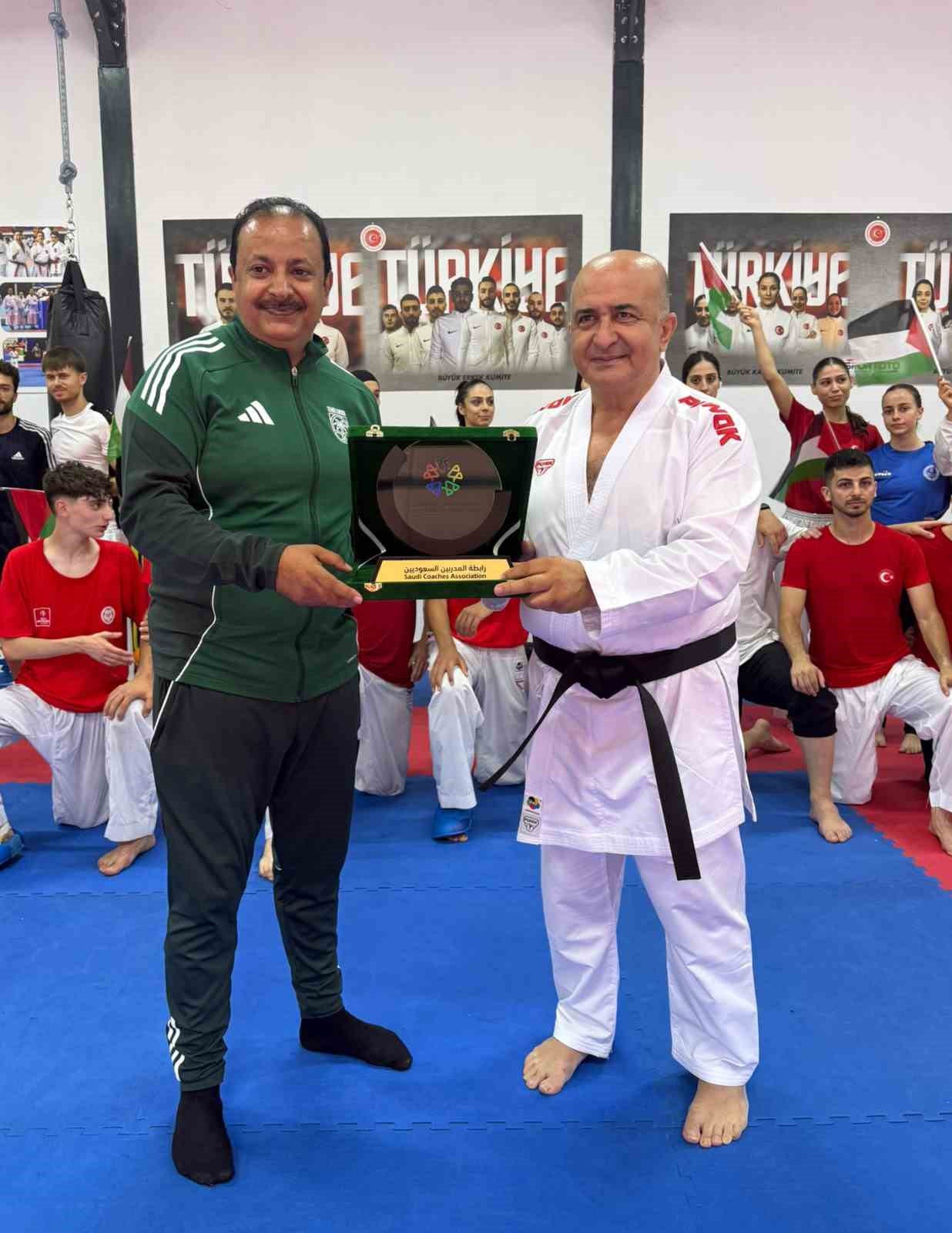 Savaşın gölgesinden tatamiye: Filistin Milli Takımı Turkish Open için Türkiye’de