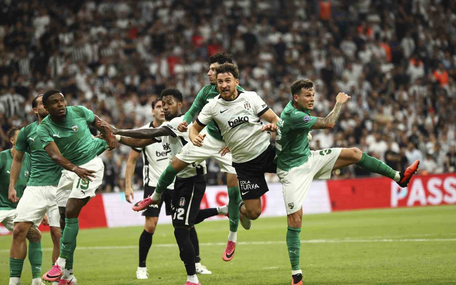 UEFA Avrupa Ligi: Beşiktaş: 3 - Kauno Zalgiris: 0 (Maç sonucu)