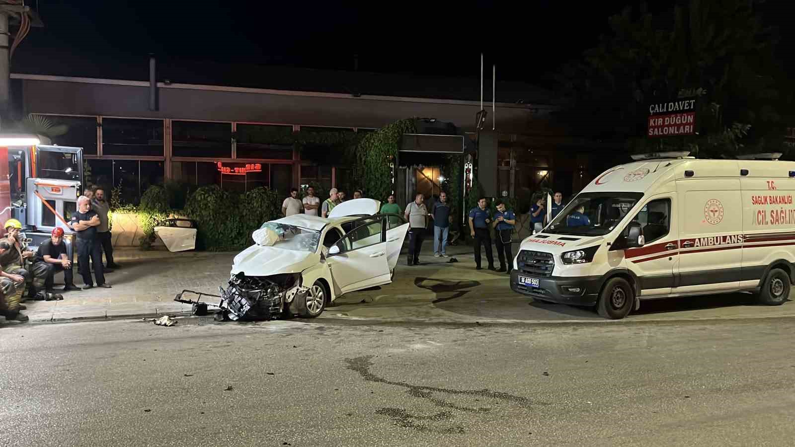 Bursa’da otomobil ile jip çarpıştı: 2 güvenlik görevlisi hayatını kaybetti