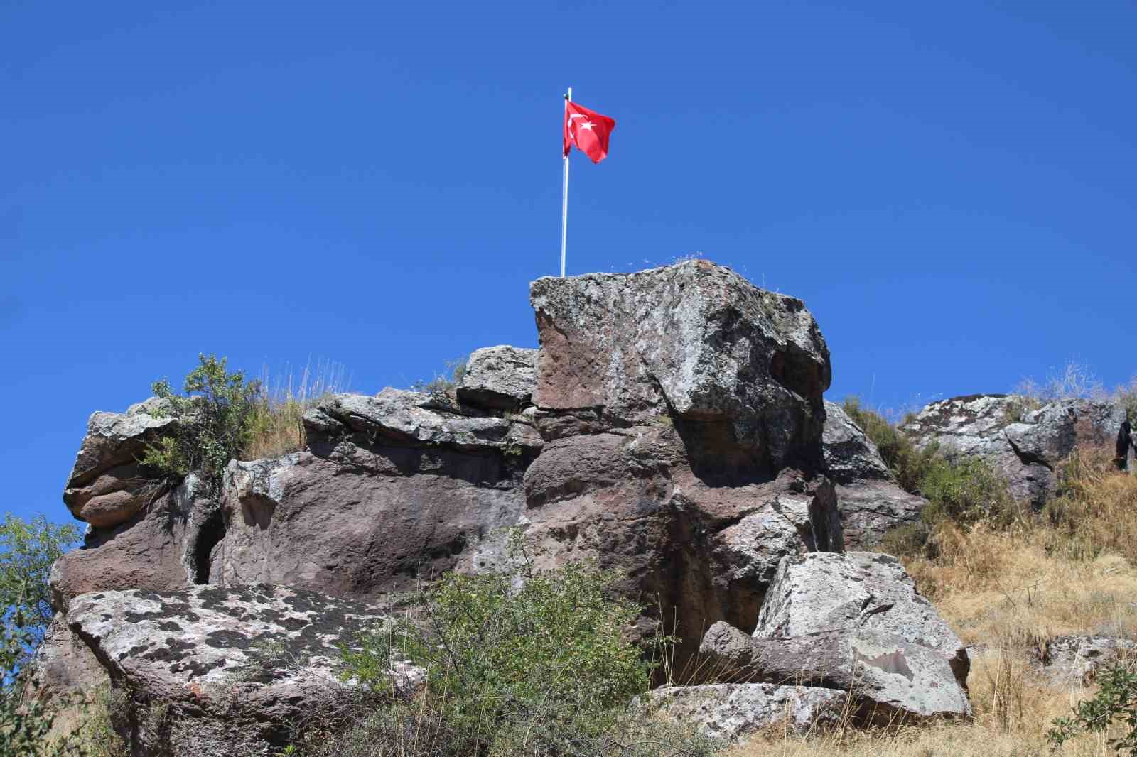 Koramaz Vadisi’nde ‘pareidolia’ keşfi: Kayalar ve ağaçlar farklı anlamlar taşıyor