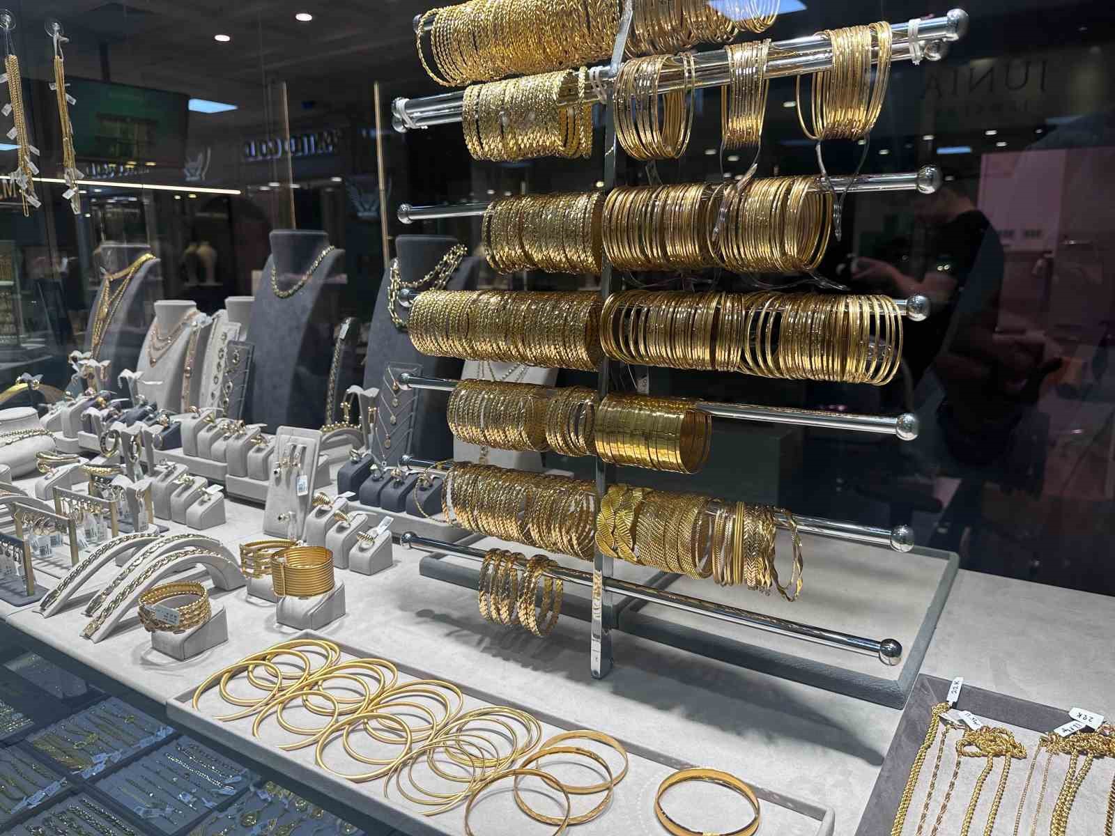 Gram altında 4 ay sonra yeni zirve