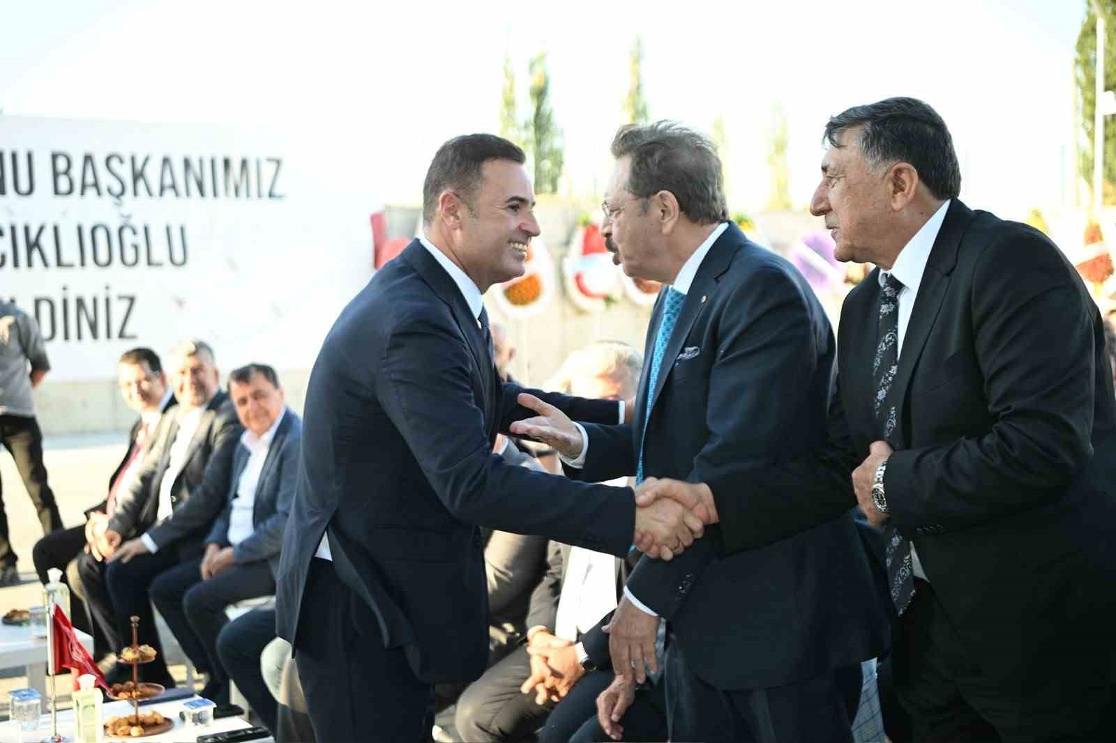 Başkan Ahmet Akın, "Çiftçimiz emeğinin karşılığını alacak"