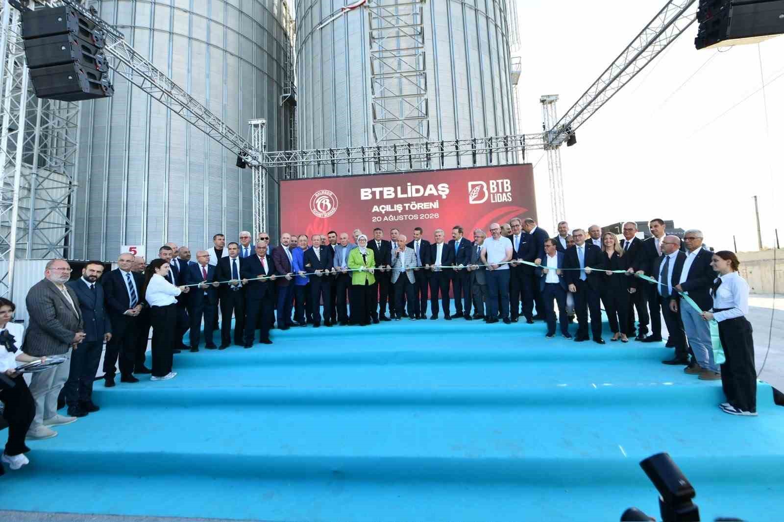 Başkan Ahmet Akın, "Çiftçimiz emeğinin karşılığını alacak"