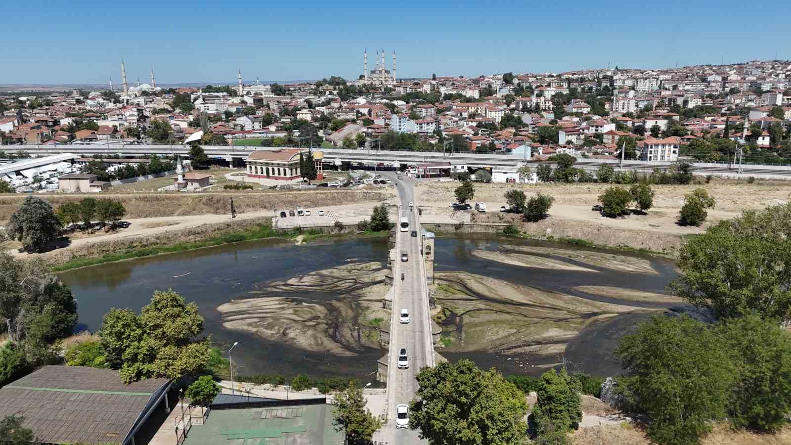 Tunca Nehri’nde kuraklık alarmı
