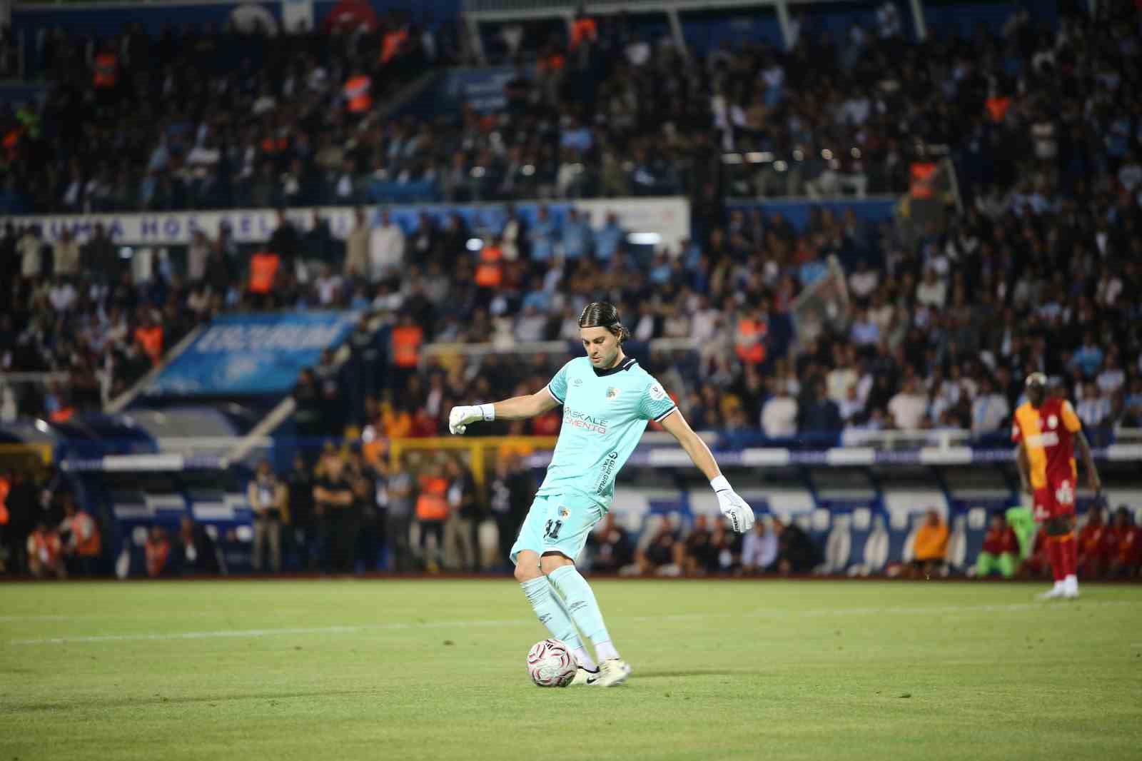 Trendyol Süper Lig: Erzurumspor FK: 0 - Galatasaray: 4 (Maç sonucu)