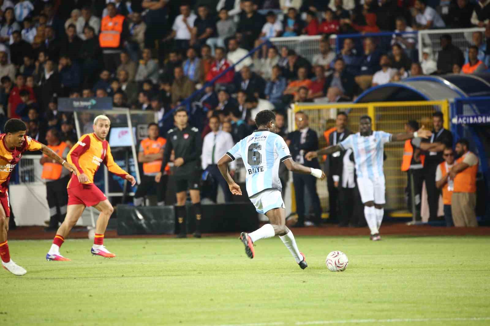 Trendyol Süper Lig: Erzurumspor FK: 0 - Galatasaray: 4 (Maç sonucu)