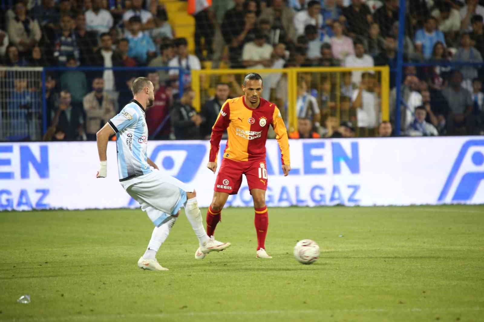 Trendyol Süper Lig: Erzurumspor FK: 0 - Galatasaray: 4 (Maç sonucu)