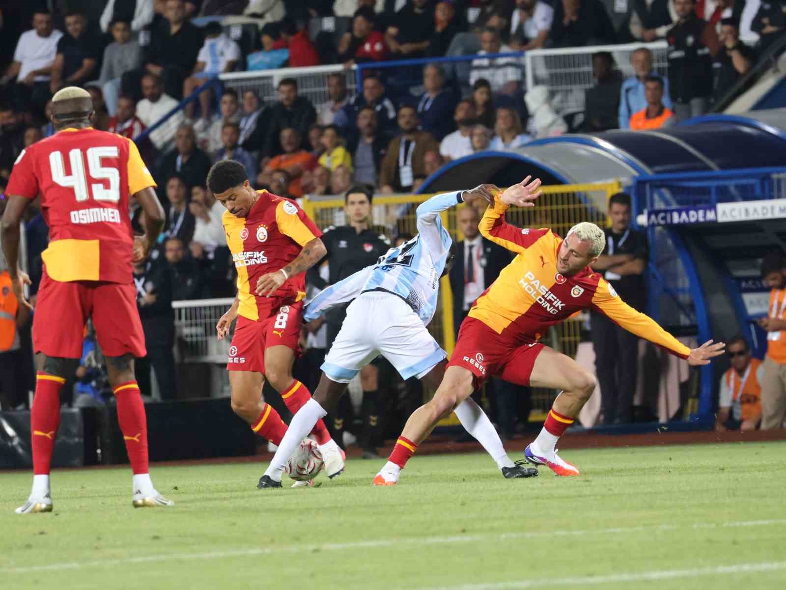 Trendyol Süper Lig: Erzurumspor FK: 0 - Galatasaray: 4 (Maç sonucu)