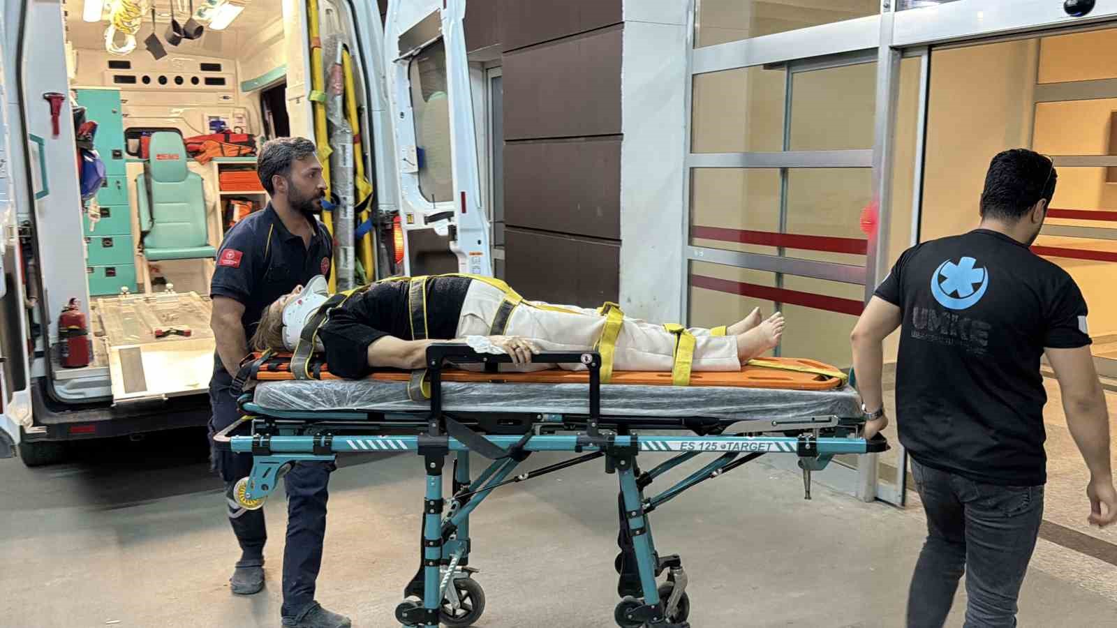 Adıyaman’da iki otomobil çarpıştı: 4 yaralı