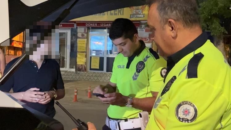 Kayseri’de korsan taksicilik yapan sürücüye 100 bin TL para cezası