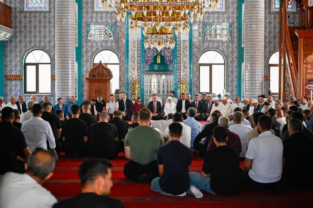 Yalova Tavşanlı’daki silahlı kavganın ardından Cengiz ve Kaçar aileleri barıştı