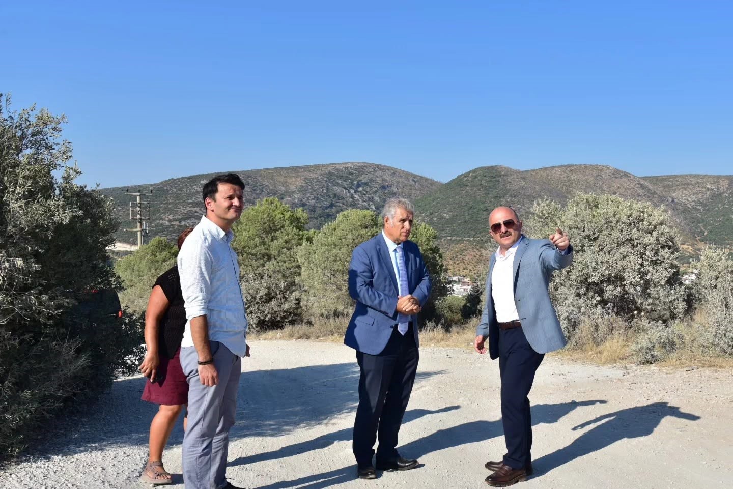 Vali Varol, Kuşadası’nda incelemelerde bulundu