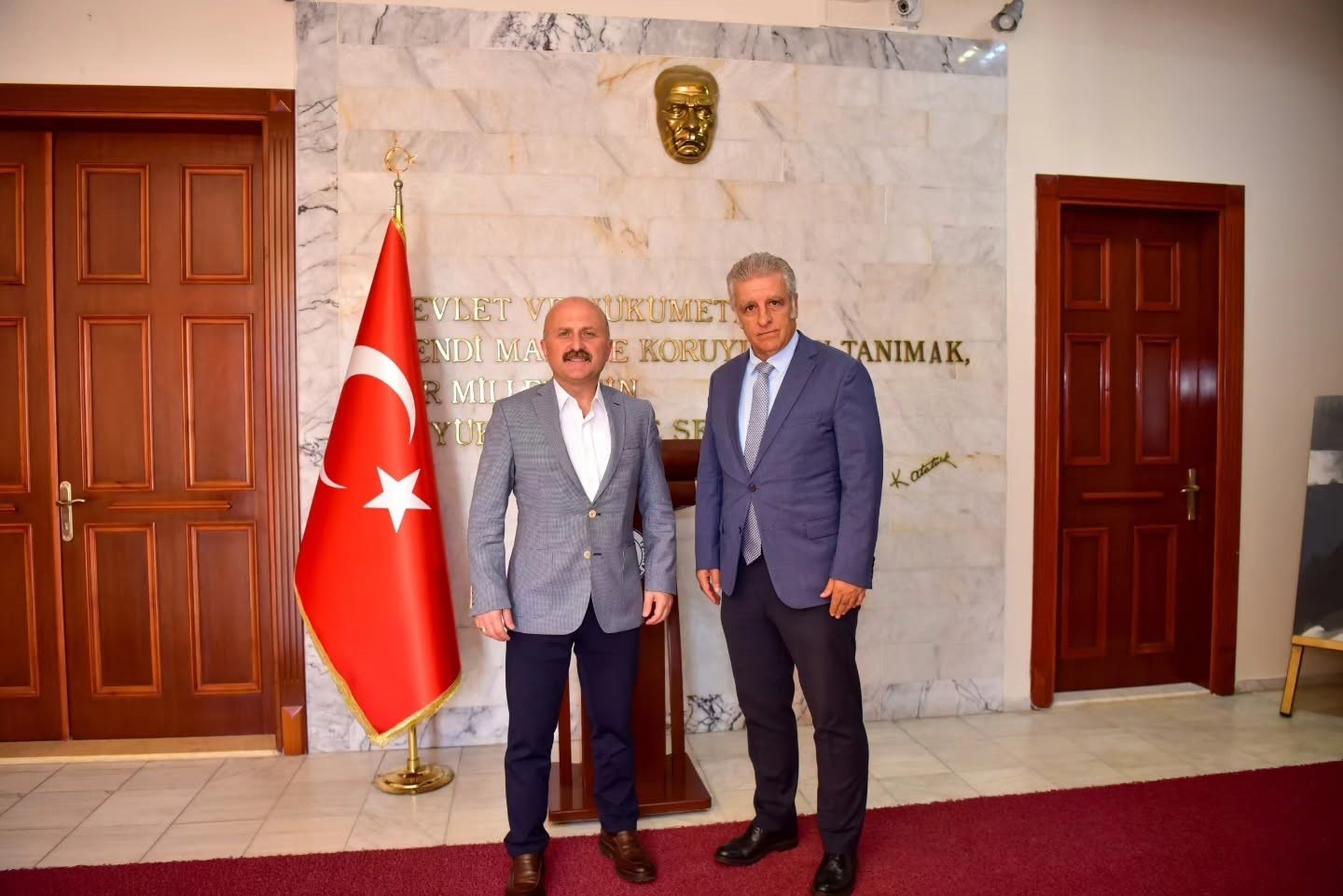 Vali Varol, Kuşadası’nda incelemelerde bulundu