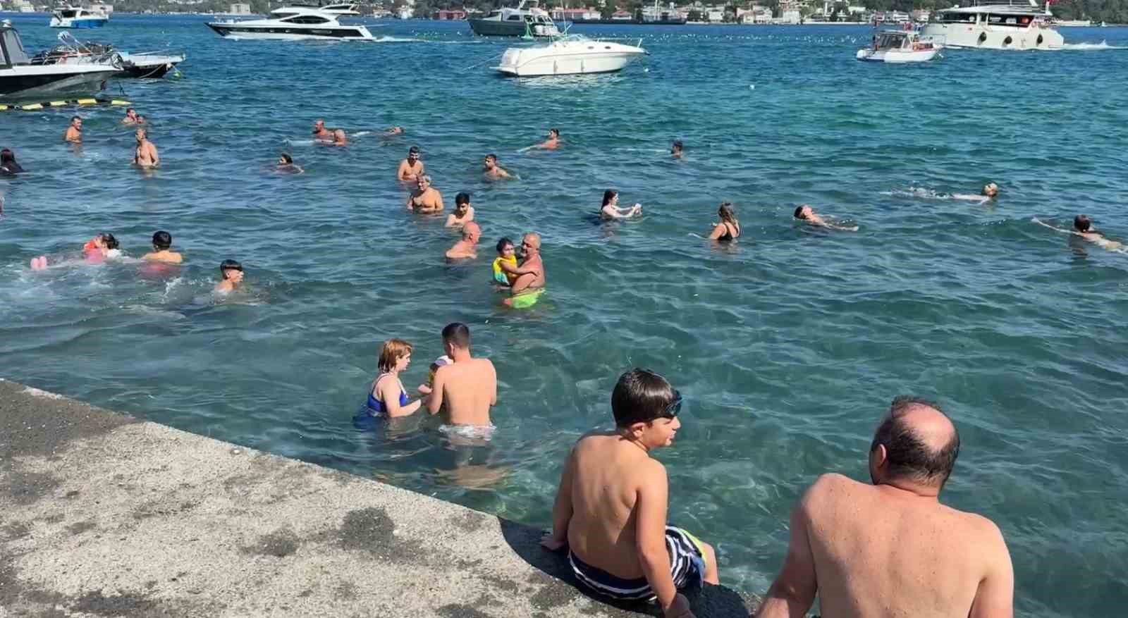 İstanbul’da sıcak hava etkili oldu: Park ve sahiller doldu taştı