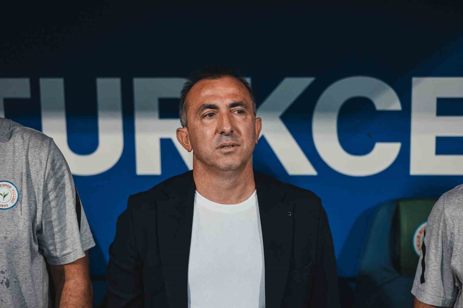 Trendyol Süper Lig: Çaykur Rizespor: 0 - Samsunspor: 1 (İlk yarı)