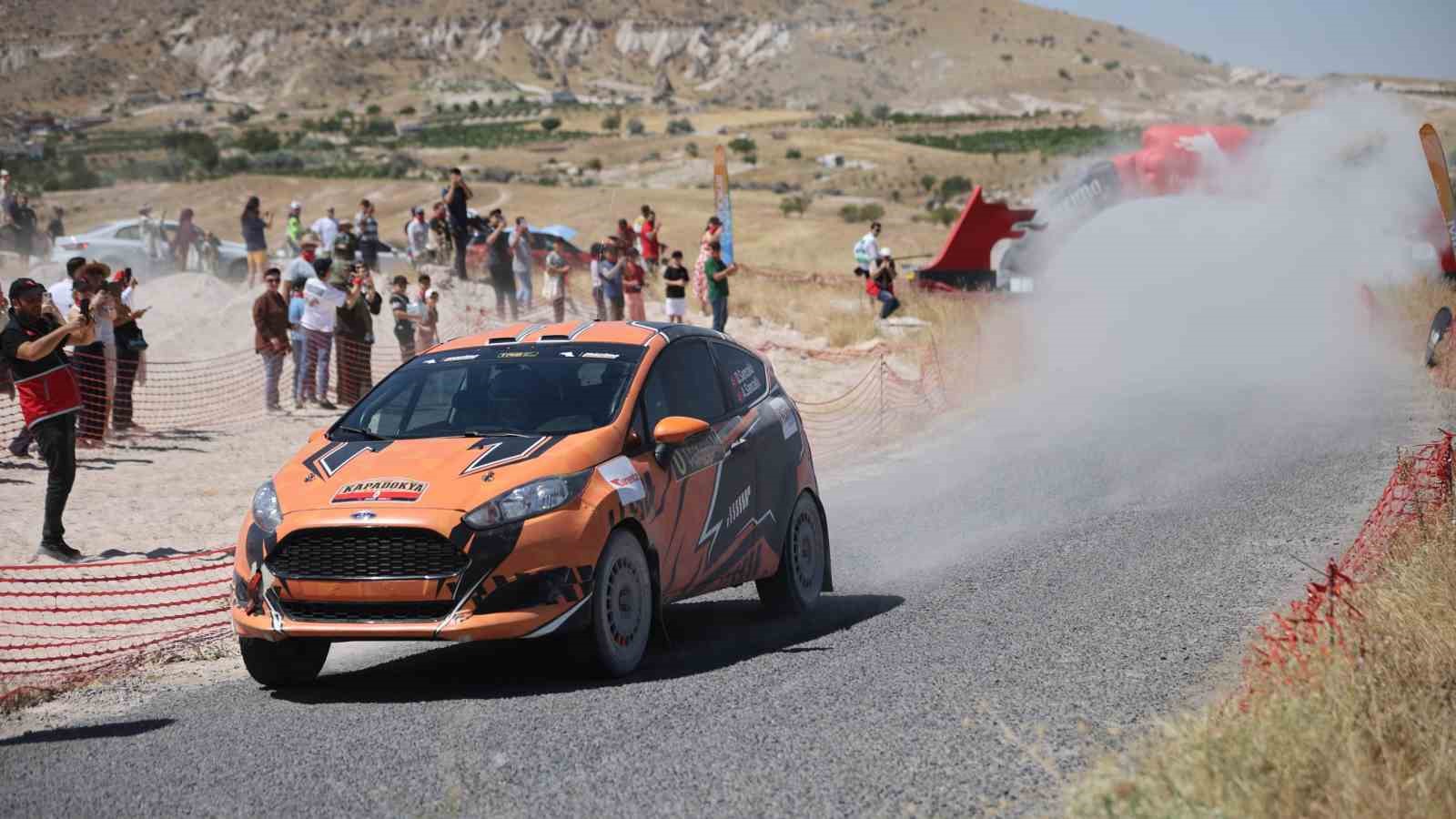 Kapadokya Rallisi’nde kıyasıya mücadele devam etti