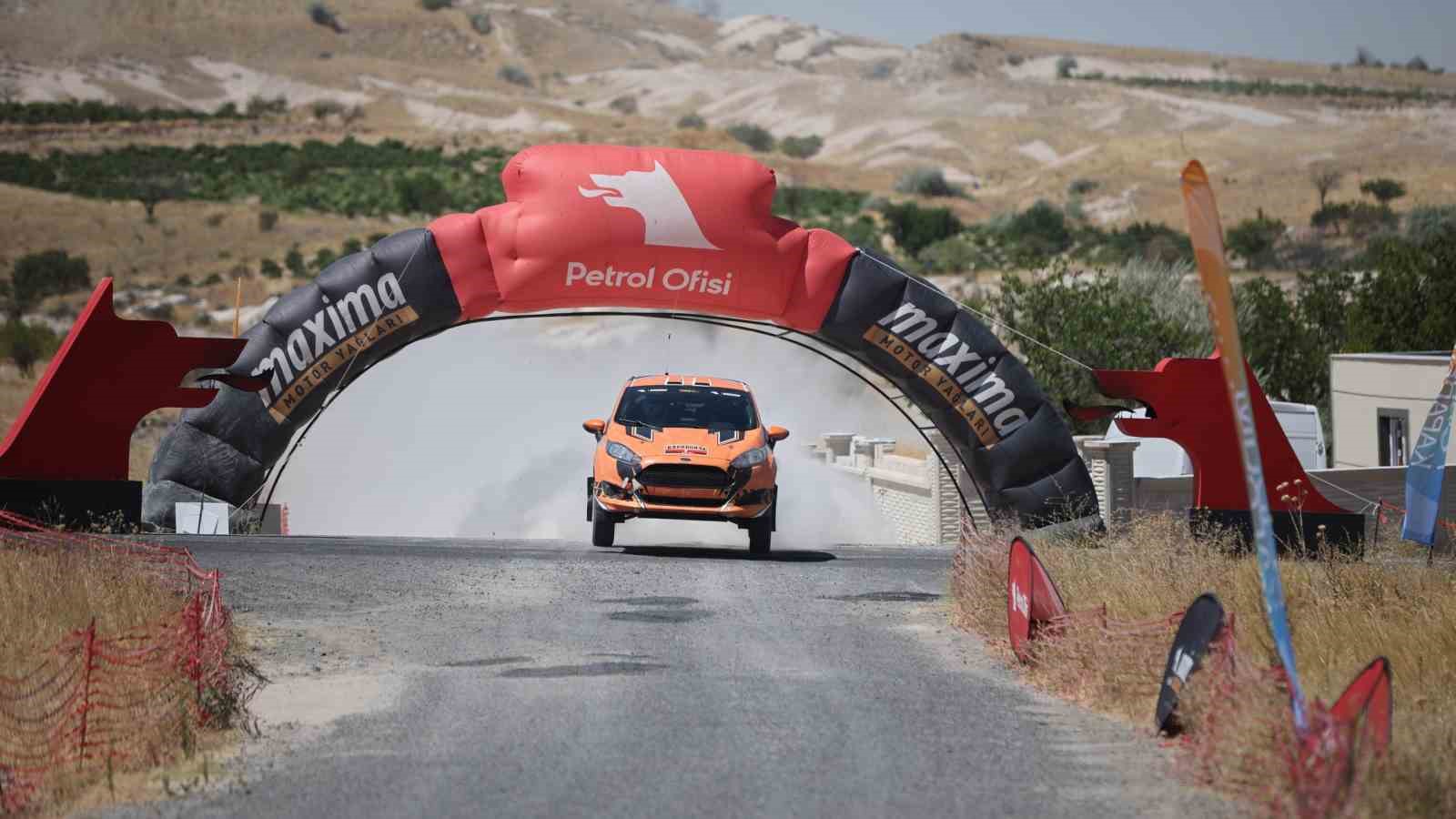 Kapadokya Rallisi’nde kıyasıya mücadele devam etti