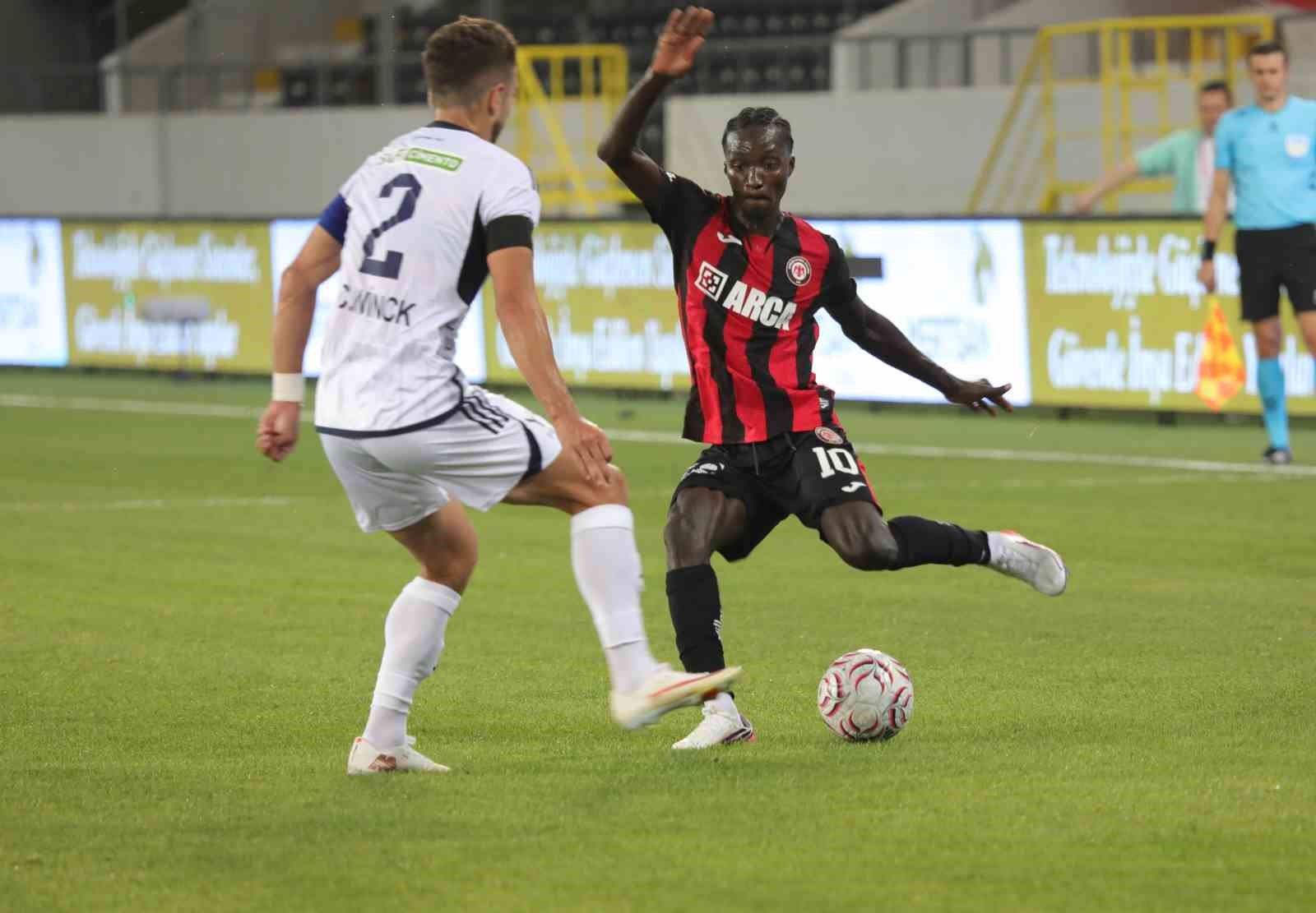 Trendyol Süper Lig: Çorum FK: 0 - Kasımpaşa: 1 (İlk yarı)