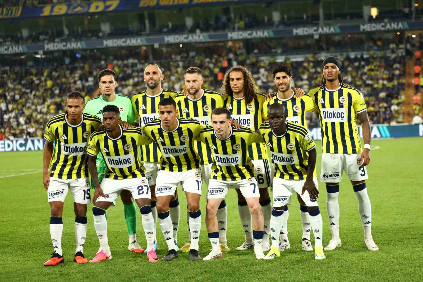 Trendyol Süper Lig: Fenerbahçe: 1 - Konyaspor: 1 (Maç devam ediyor)
