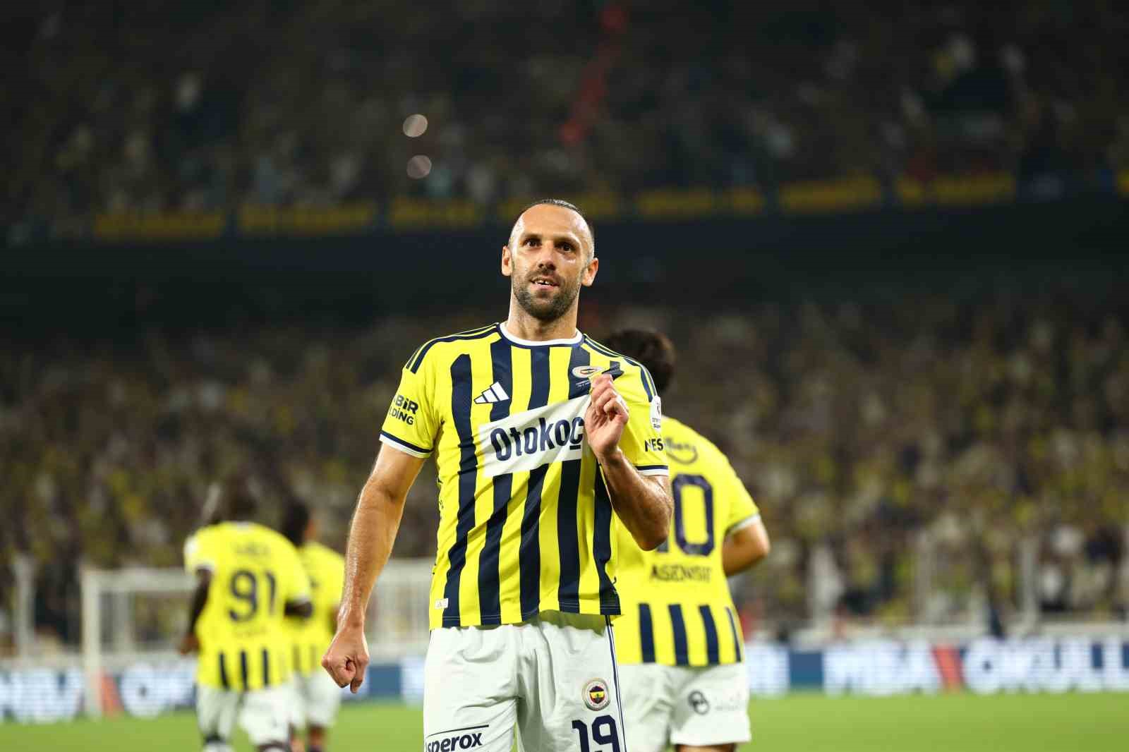 Trendyol Süper Lig: Fenerbahçe: 1 - Konyaspor: 1 (Maç devam ediyor)