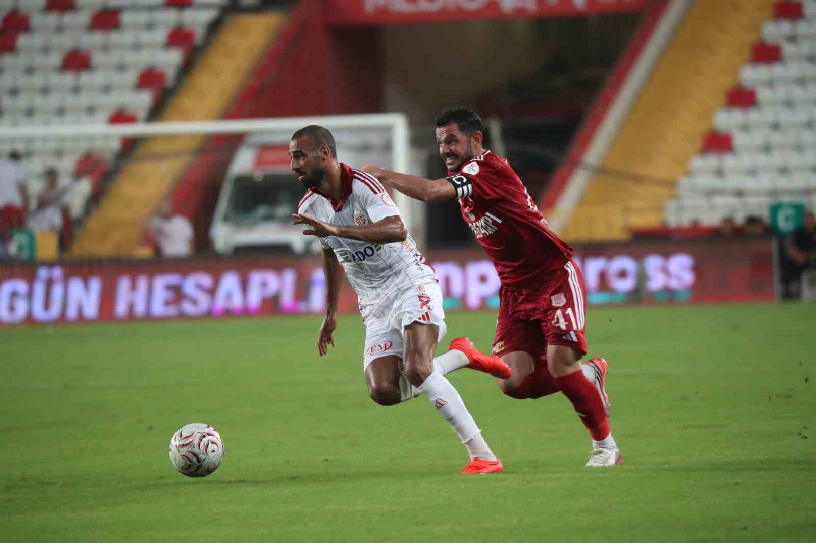 Trendyol 1. Lig: Antalyaspor: 2 - Pendikspor: 3