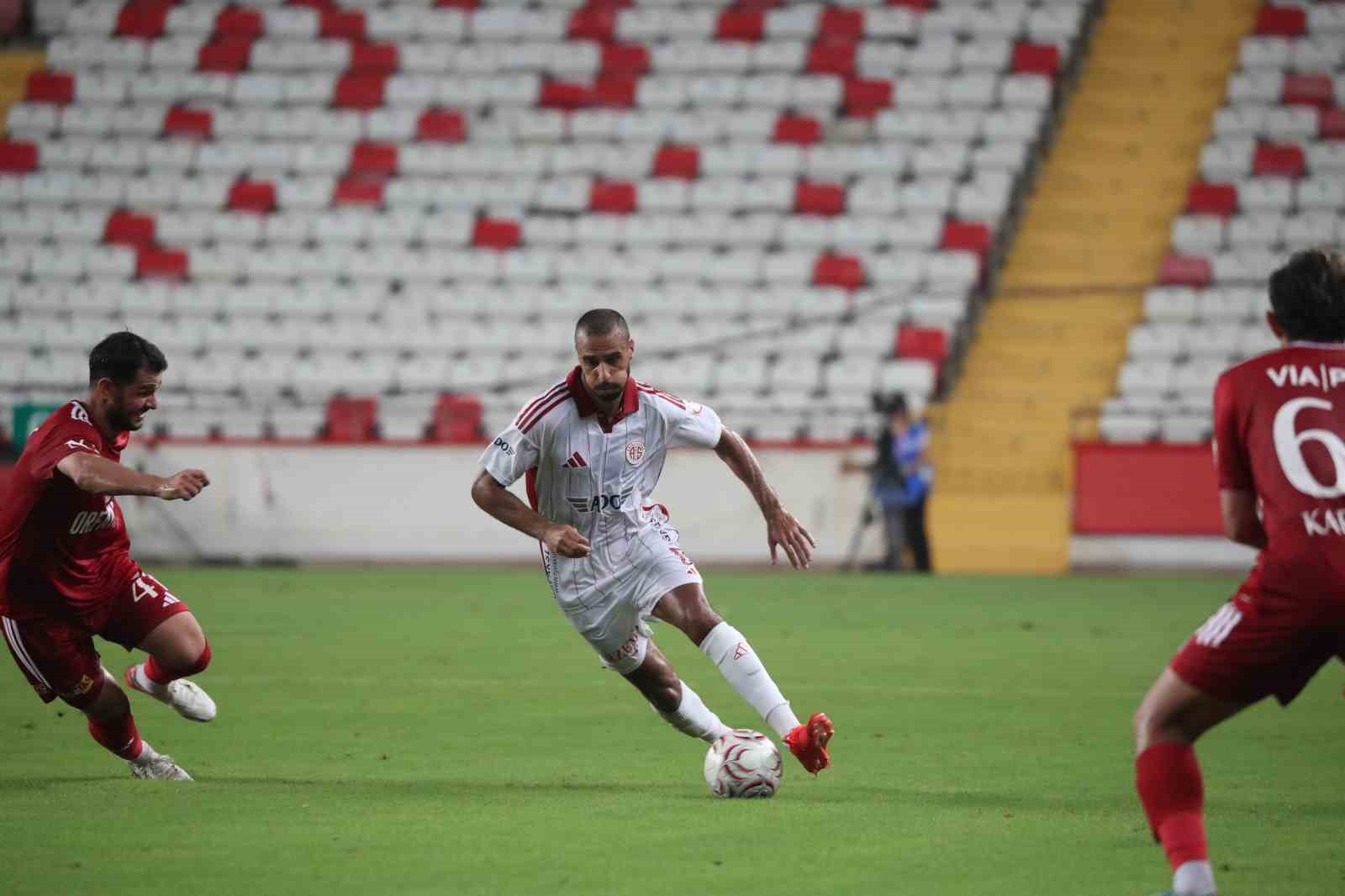 Trendyol 1. Lig: Antalyaspor: 2 - Pendikspor: 3