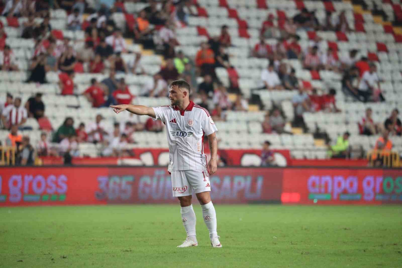Trendyol 1. Lig: Antalyaspor: 2 - Pendikspor: 3