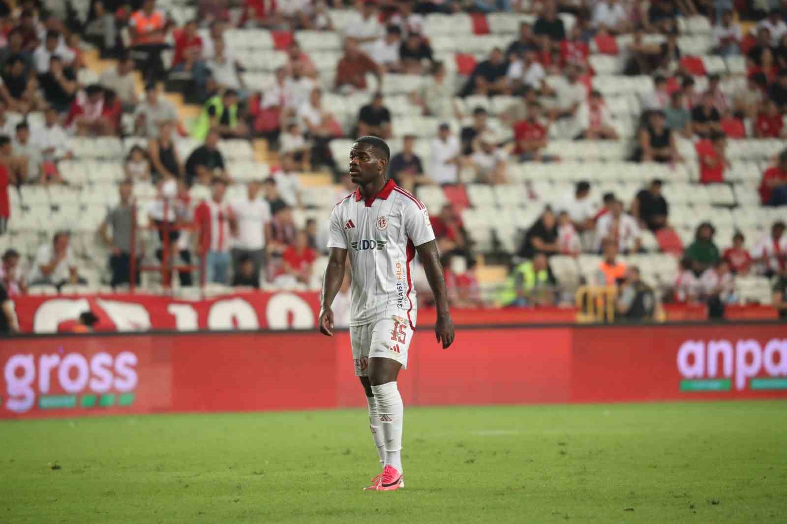 Trendyol 1. Lig: Antalyaspor: 2 - Pendikspor: 3
