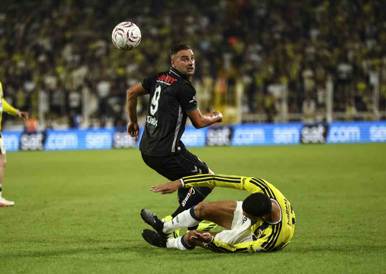 Trendyol Süper Lig: Fenerbahçe: 4 - Konyaspor: 2 (Maç sonucu)