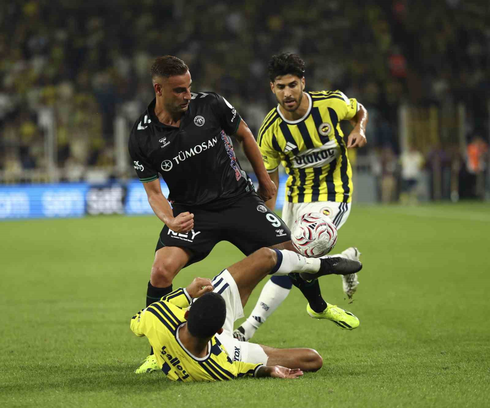 Trendyol Süper Lig: Fenerbahçe: 4 - Konyaspor: 2 (Maç sonucu)